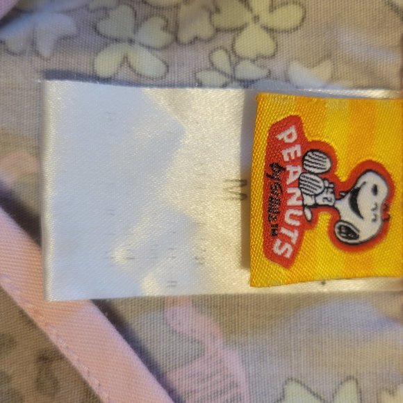 Snoopy Scrub top - Picture 2 of 2